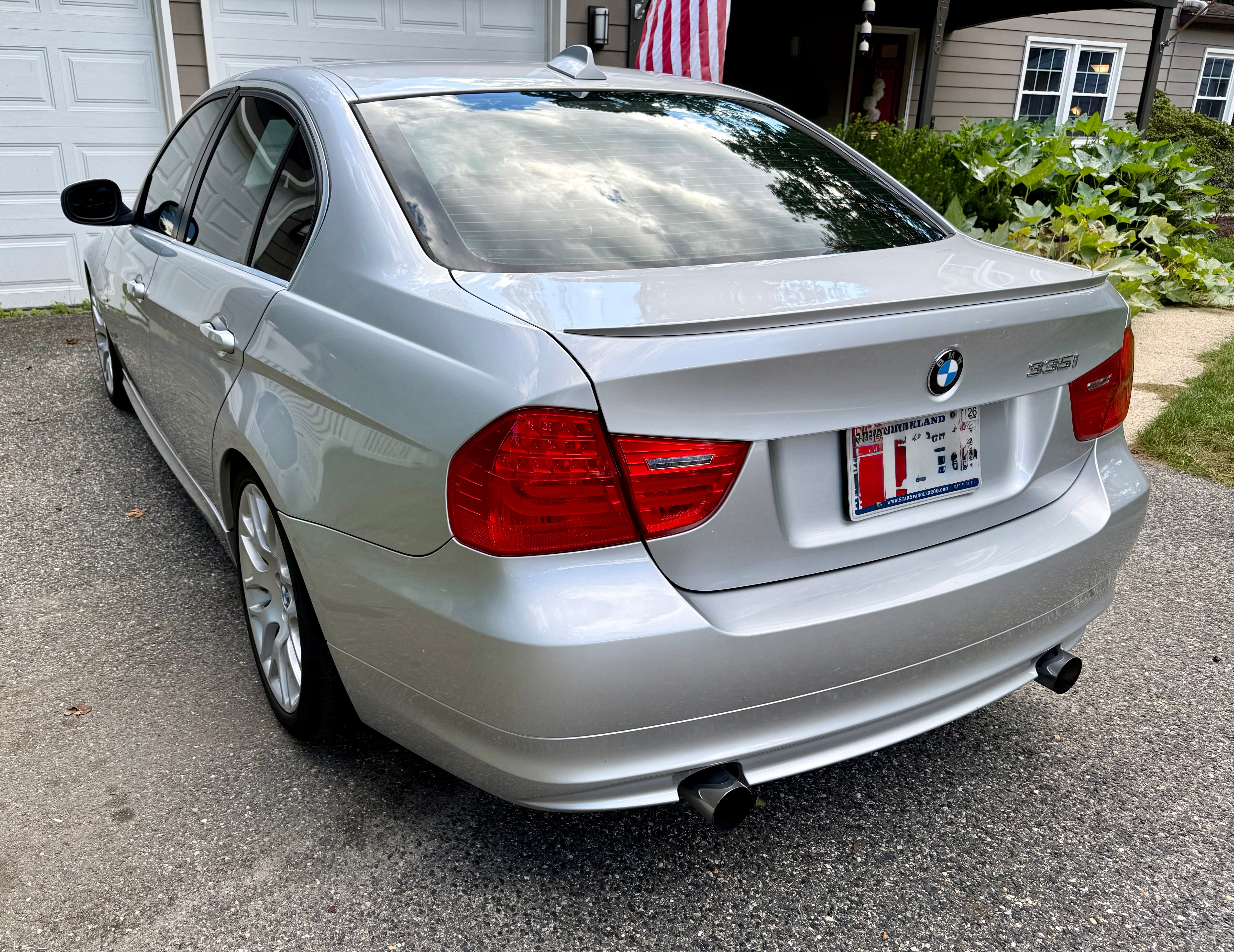 Used 2009 BMW 335i xDrive Sedan AWD/4WD image 5