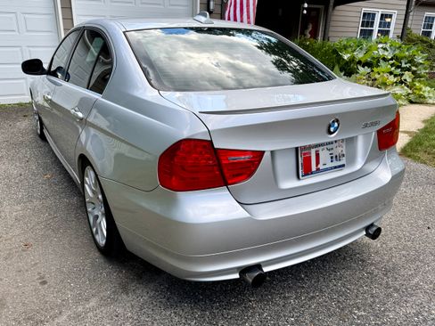 Used 2009 BMW 335i xDrive Sedan AWD/4WD image 5