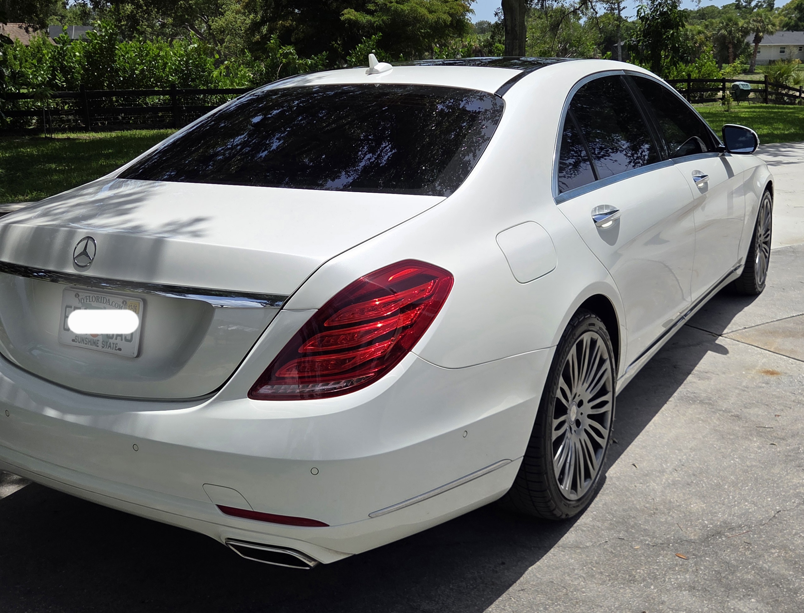 Used 2017 Mercedes-Benz S 550 Sedan image 8
