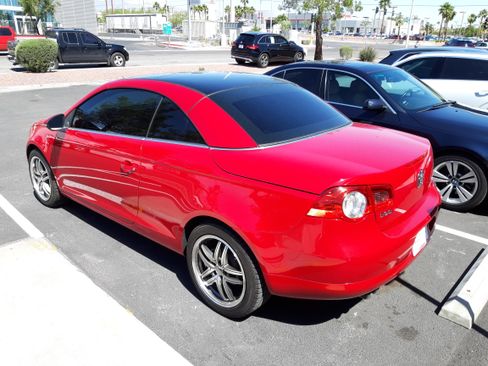 Used 2010 Volkswagen Eos Komfort image 6