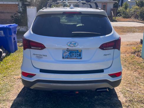 Used 2018 Hyundai Santa Fe Sport w/ 2.4L Value Package 02 image 5