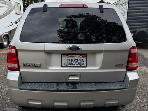 Used 2010 Ford Escape XLT FWD image 6