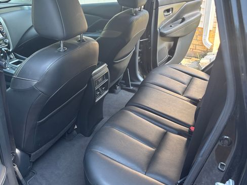 Used 2019 Nissan Murano SL AWD/4WD image 16