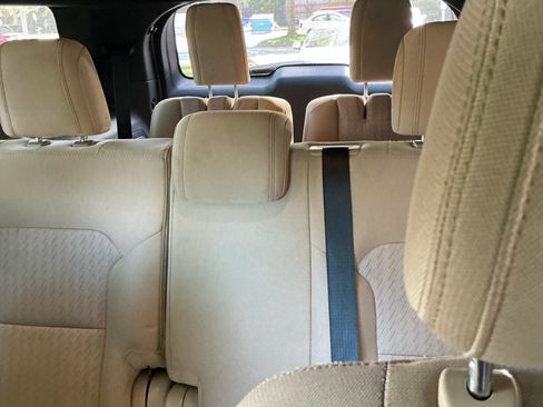 Used 2016 Ford Explorer 4WD image 10