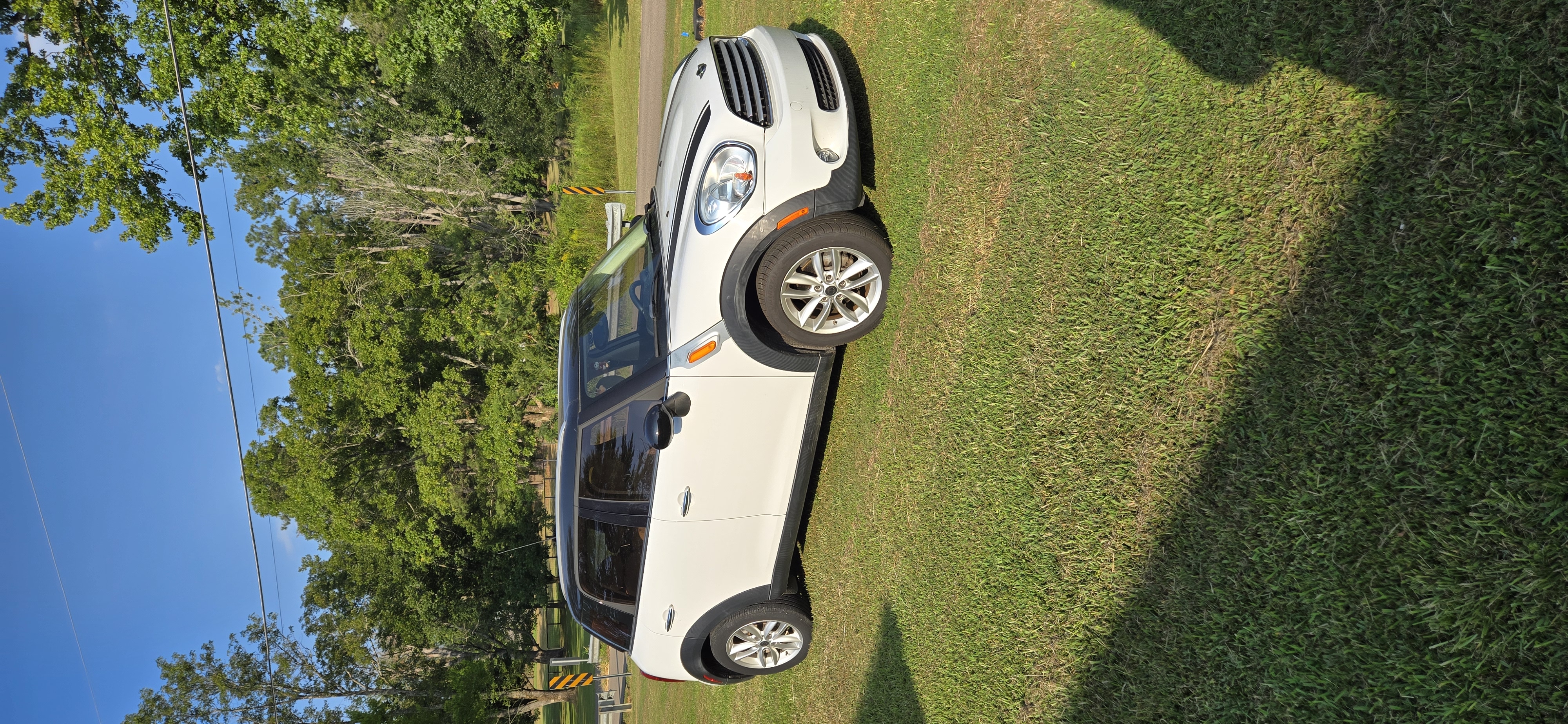 Used 2012 MINI Cooper Countryman FWD image 13