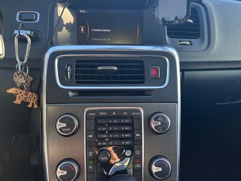 Used 2012 Volvo S60 T5 image 15