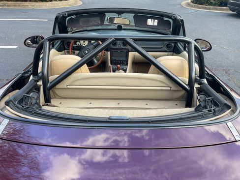 Used 2000 MAZDA MX-5 Miata image 23