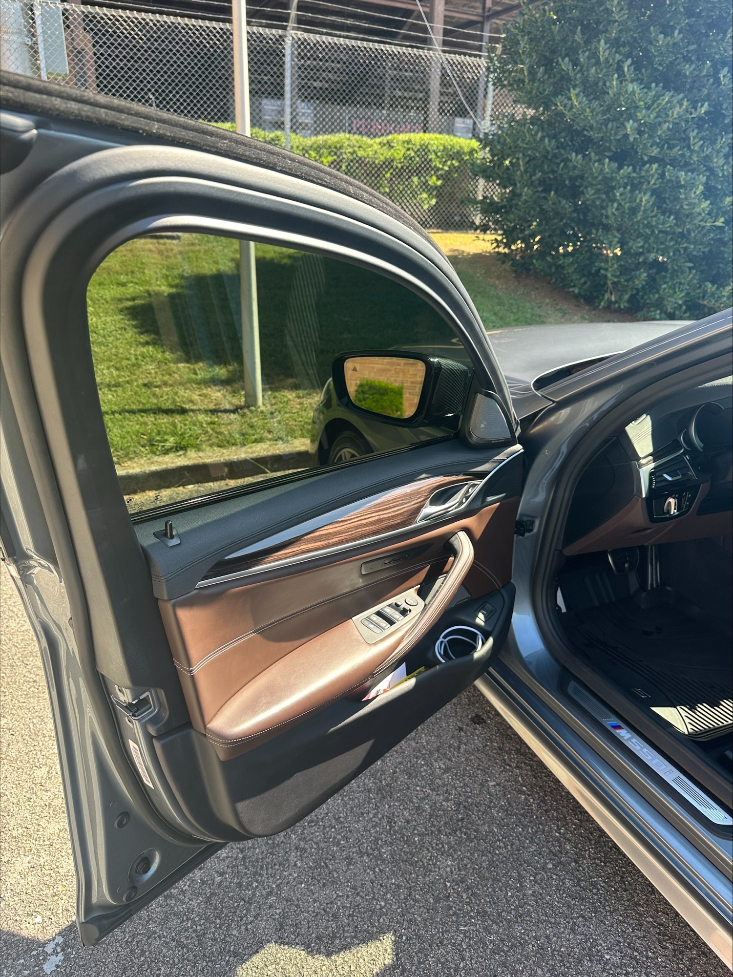 Used 2018 BMW M550i xDrive AWD/4WD image 6
