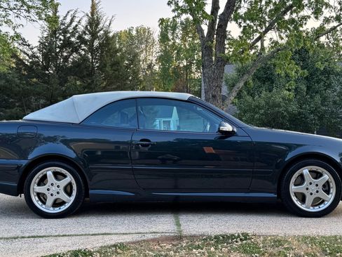 Used 2002 Mercedes-Benz CLK 55 AMG Cabriolet image 15