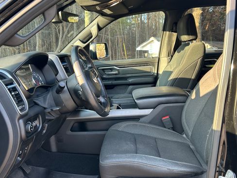 Used 2019 RAM 1500 Big Horn image 9