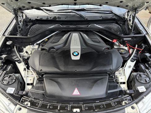 Used 2015 BMW X5 xDrive50i image 19