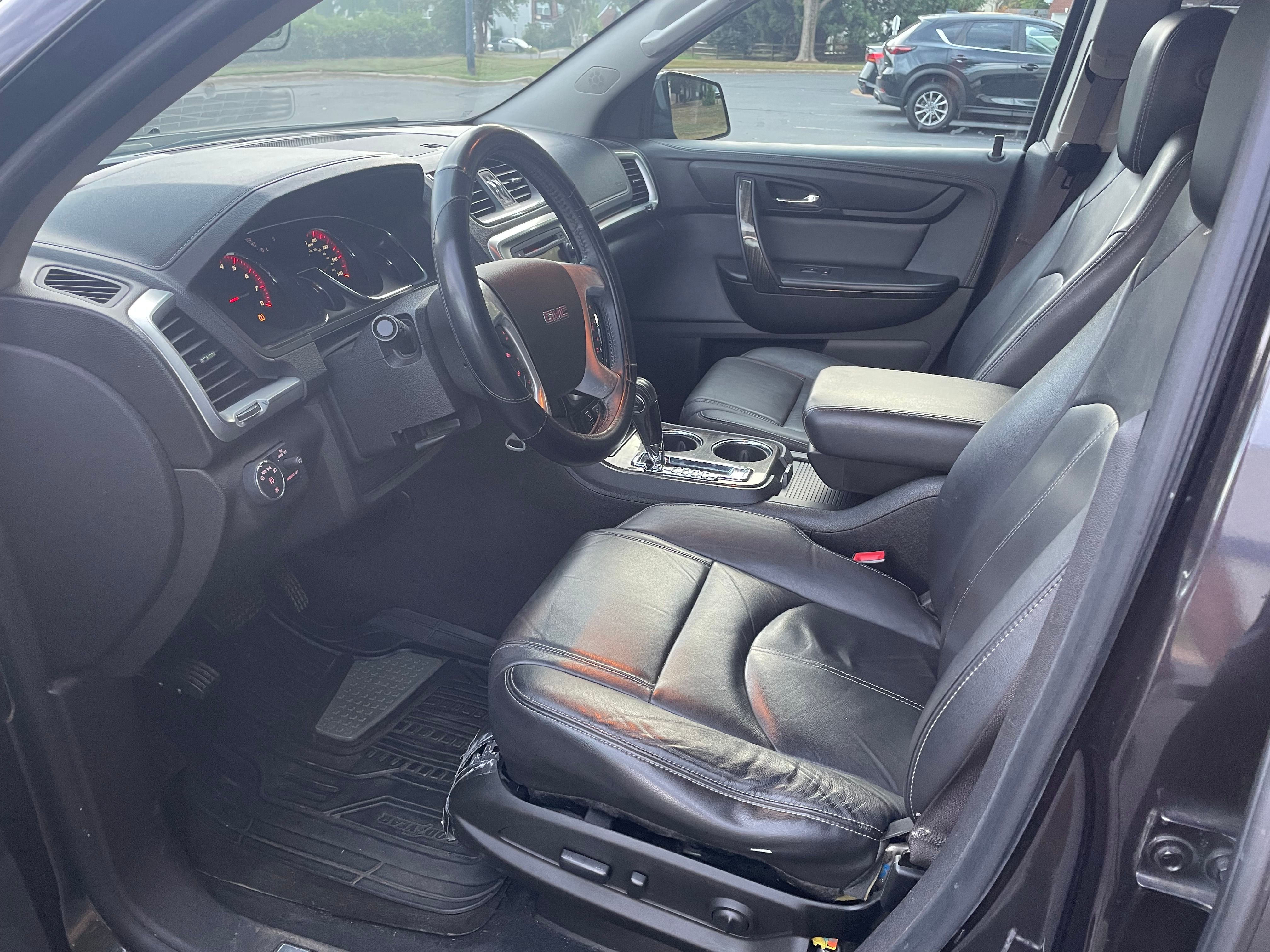 Used 2017 GMC Acadia Limited SLT AWD/4WD image 11