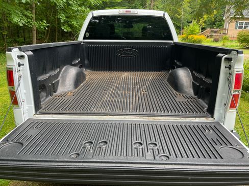 Used 2013 Ford F150 XLT w/ XLT Chrome Pkg AWD/4WD image 8