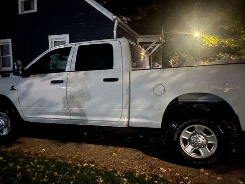 Used 2024 RAM 2500 Tradesman w/ Snow Chief Group image 4