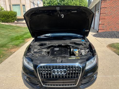 Used 2015 Audi Q5 2.0T Premium Plus w/ Technology Package AWD/4WD image 11