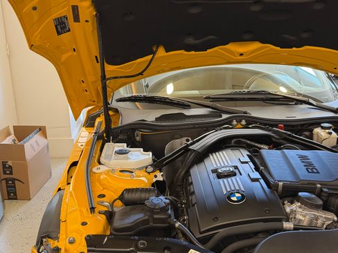 Used 2011 BMW Z4 sDrive35is RWD image 19