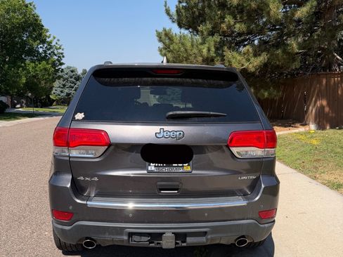 Used 2014 Jeep Grand Cherokee Limited w/ Trailer Tow Group IV AWD/4WD image 4