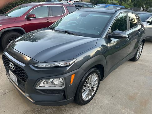 Used 2020 Hyundai Kona SEL Plus FWD image 1