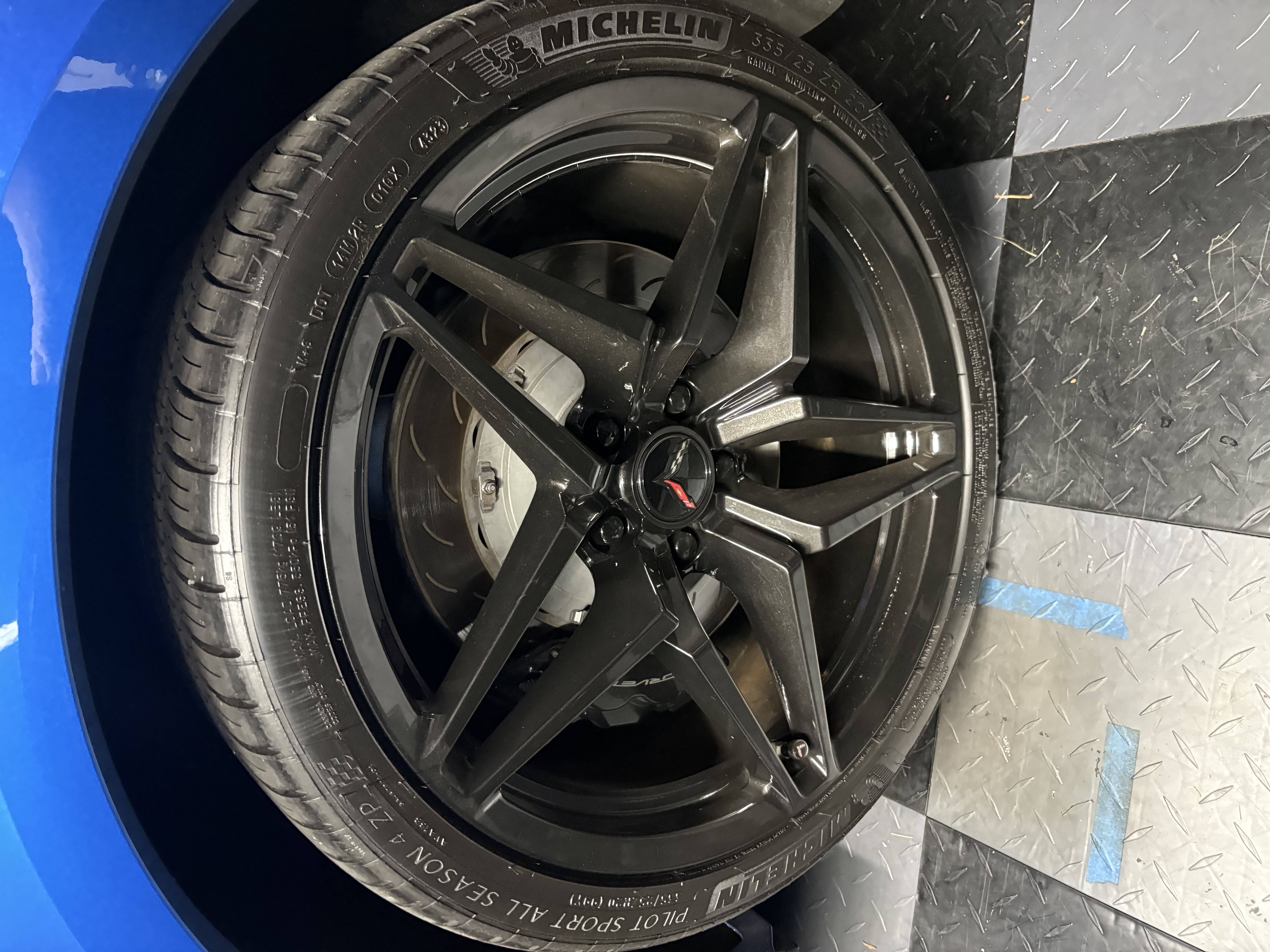 Used 2016 Chevrolet Corvette Z06 w/ 3LZ Preferred Equipment Group RWD image 19