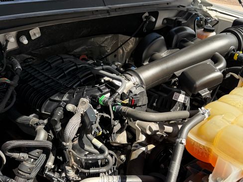 Used 2019 Ford F150 XLT AWD/4WD image 13