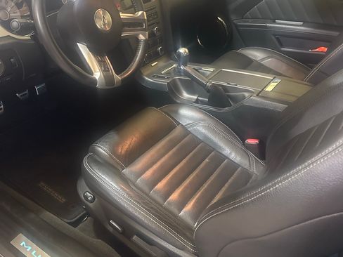 Used 2012 Ford Mustang Premium w/ V6 Performance Pkg RWD image 4