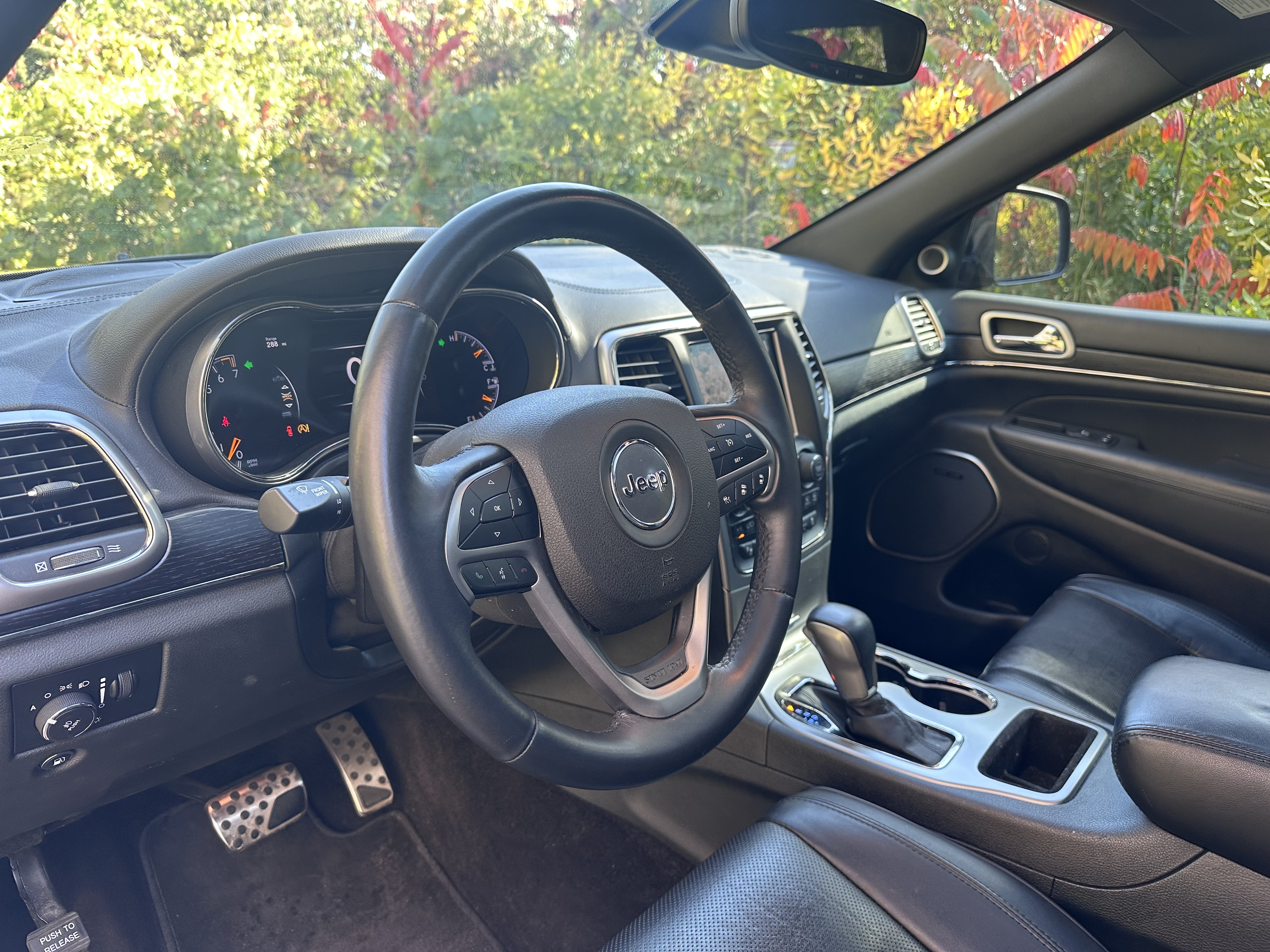 Used 2018 Jeep Grand Cherokee High Altitude RWD image 15