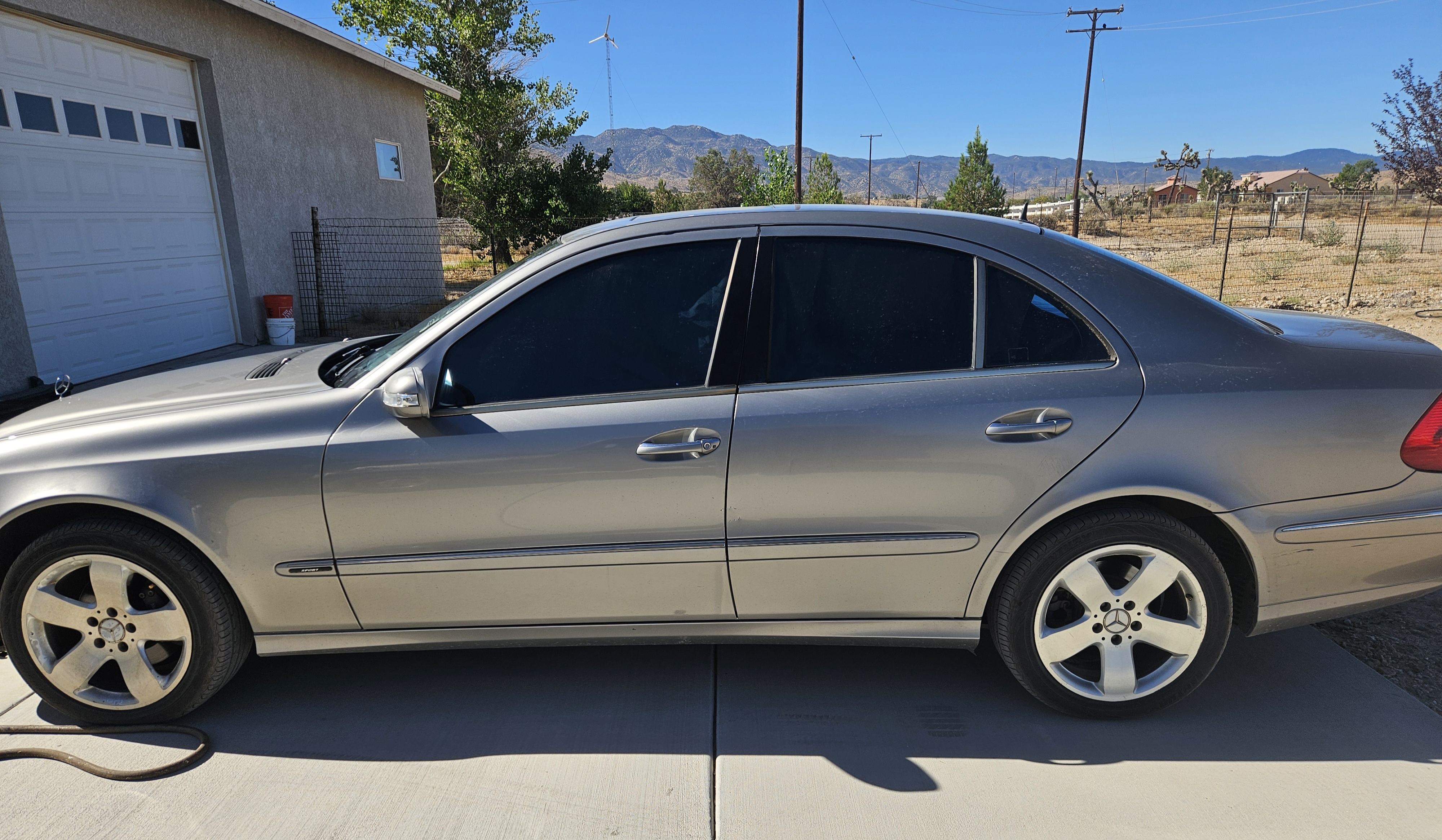 Used 2003 Mercedes-Benz E 500 Sedan image 1