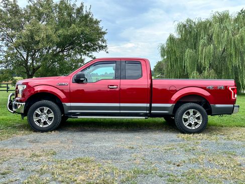 Used 2015 Ford F150 XLT w/ Equipment Group 301A Mid image 12