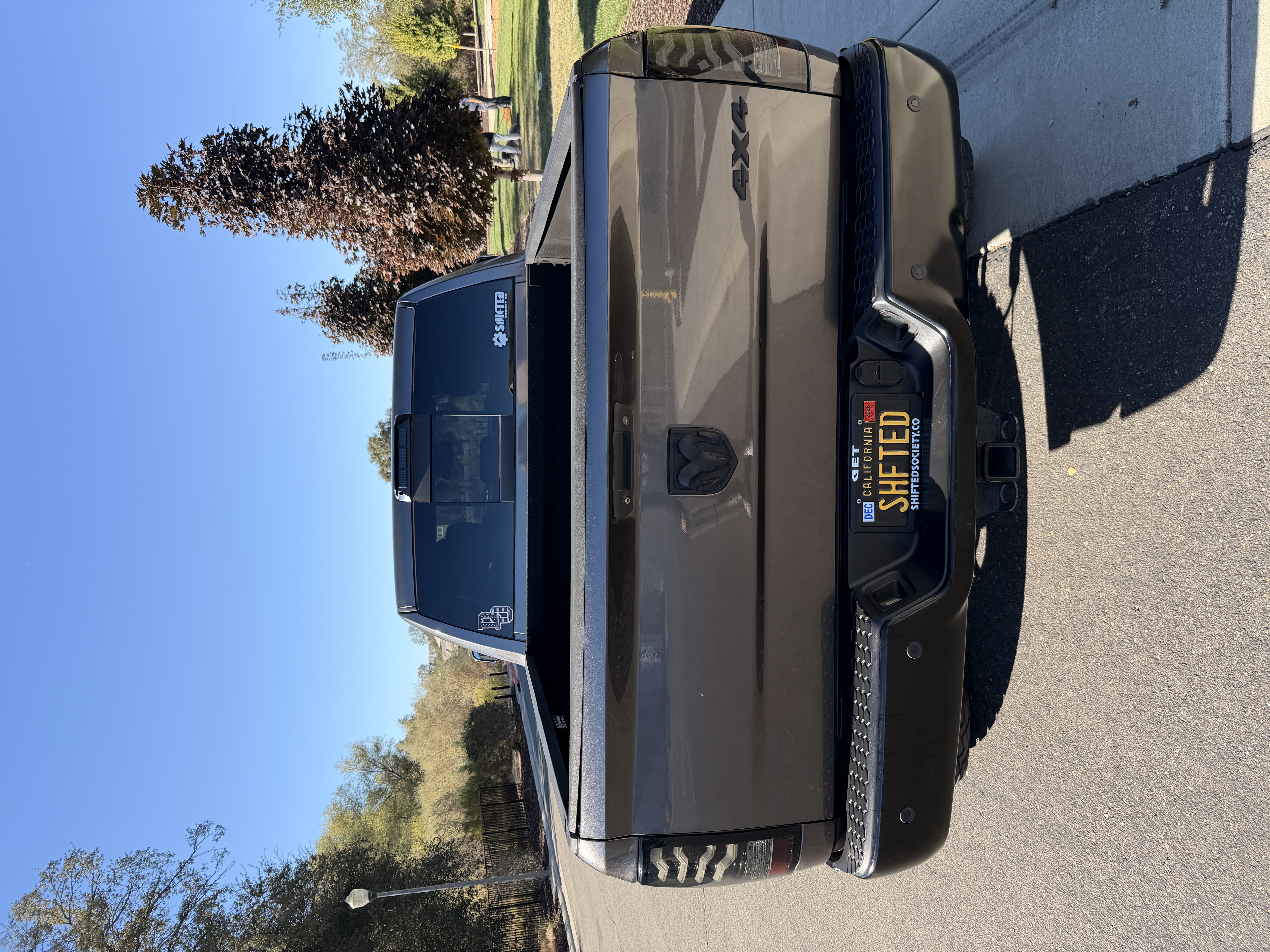 Used 2015 RAM 2500 Laramie AWD/4WD image 13