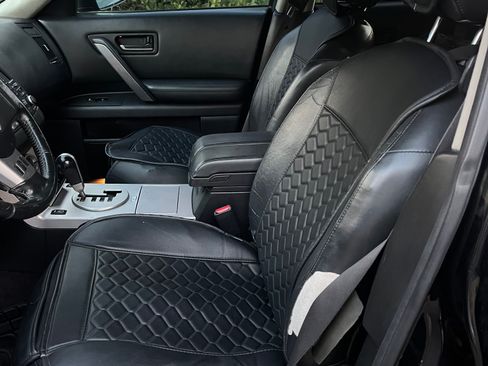 Used 2004 INFINITI FX35 2WD w/ Touring Pkg image 5