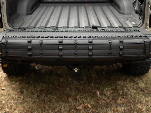 Used 2024 Chevrolet Colorado ZR2 w/ ZR2 Bison Edition image 5