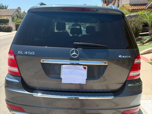 Used 2010 Mercedes-Benz GL 450 4MATIC image 1