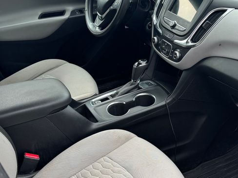 Used 2019 Chevrolet Equinox LT image 14