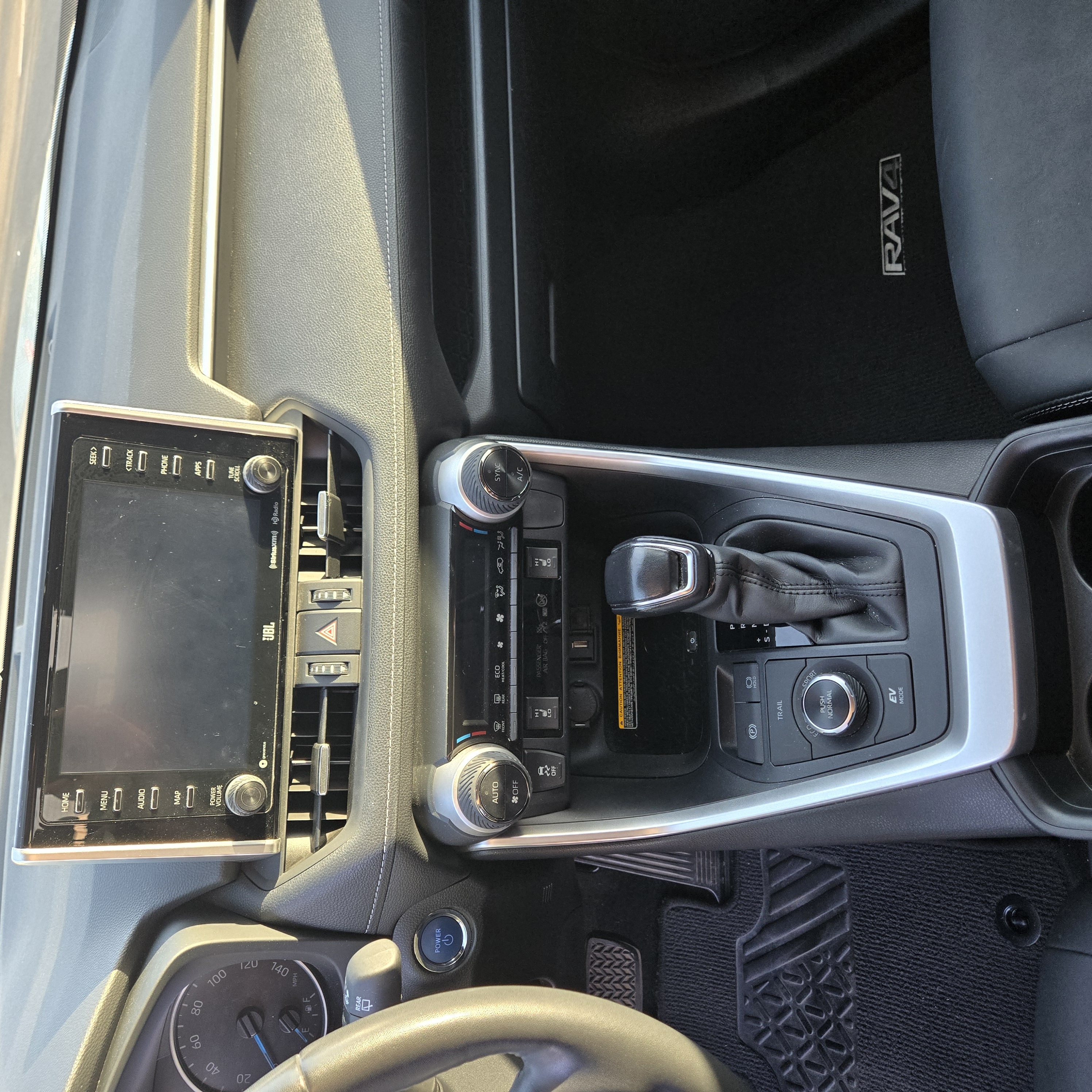 Used 2021 Toyota RAV4 XLE Premium AWD/4WD image 14