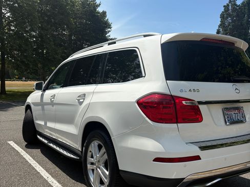 Used 2016 Mercedes-Benz GL 450 4MATIC image 4
