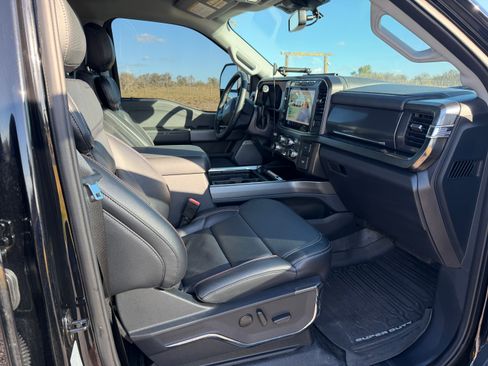 Used 2023 Ford F350 Lariat w/ Lariat Ultimate Package image 19