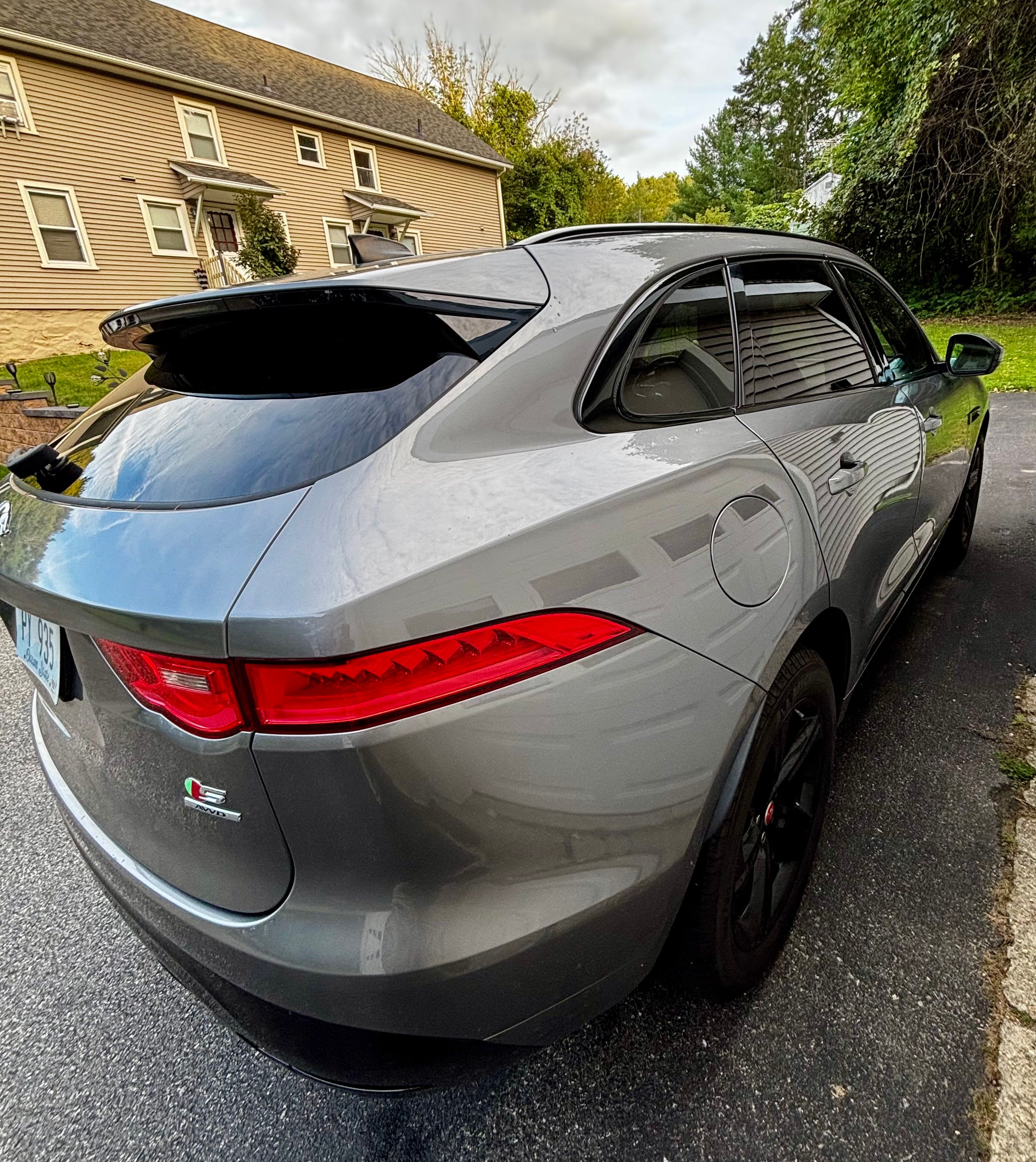 Used 2020 Jaguar F-PACE S AWD/4WD image 5