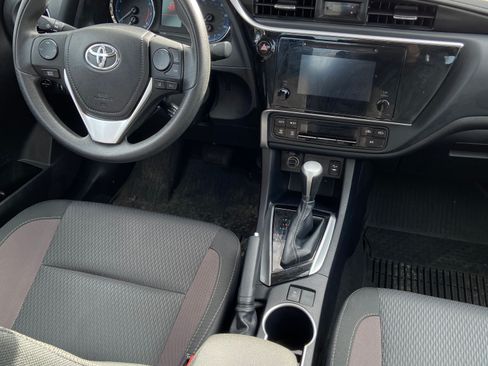 Used 2019 Toyota Corolla LE image 14