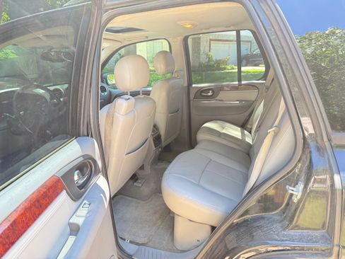 Used 2007 GMC Envoy SLT RWD image 6