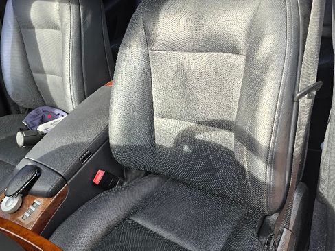 Used 2010 Mercedes-Benz S 550 image 9