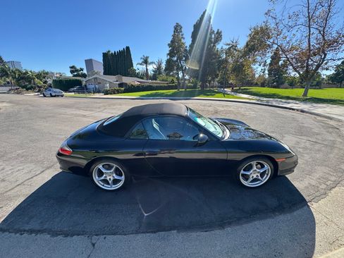 Used 2004 Porsche 911 Cabriolet image 4