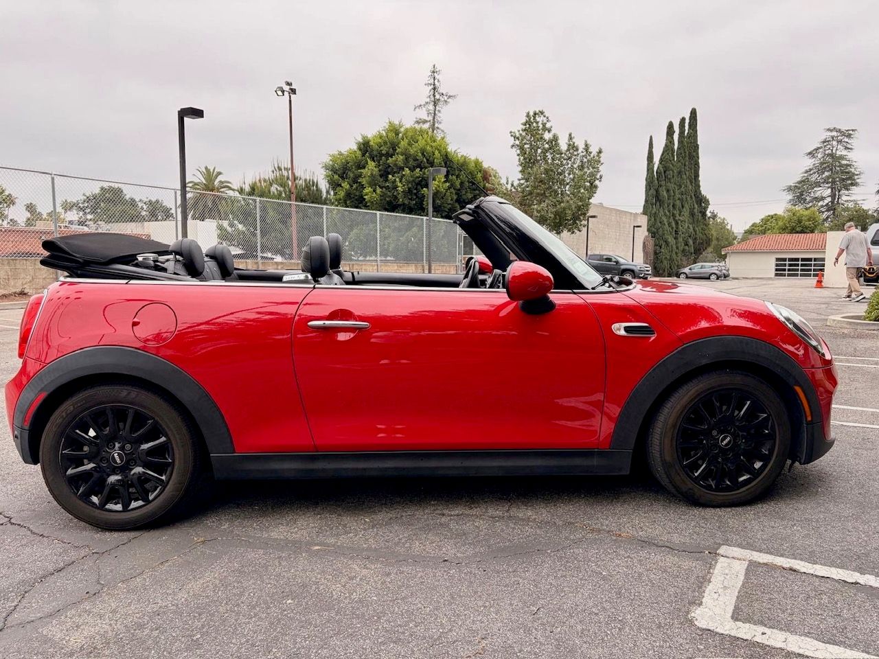 Used 2019 MINI Cooper Convertible w/ Signature Upholstery Package FWD image 4