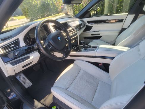 Used 2015 BMW 750Li image 6