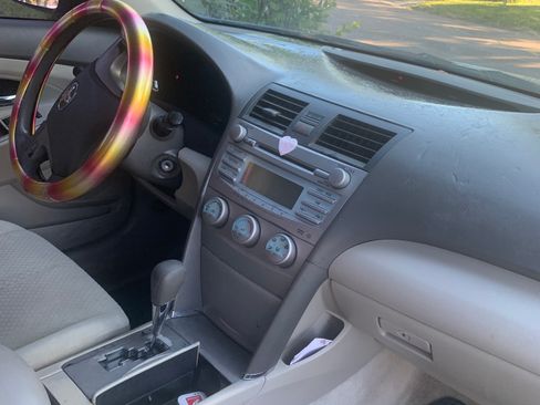 Used 2007 Toyota Camry LE image 9