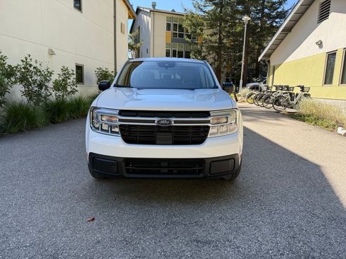 Used 2024 Ford Maverick Lariat FWD image 2