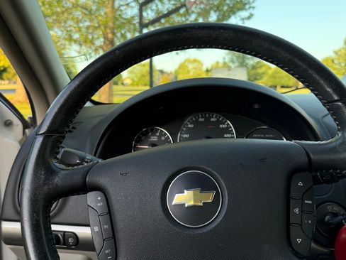 Used 2007 Chevrolet Malibu LTZ FWD image 2