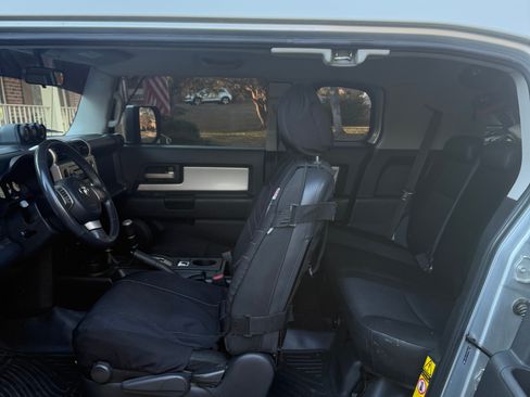 Used 2007 Toyota FJ Cruiser 4WD image 5