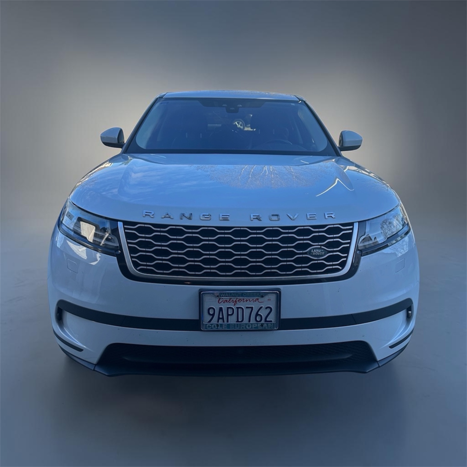 Used 2018 Land Rover Range Rover Velar S AWD/4WD image 4