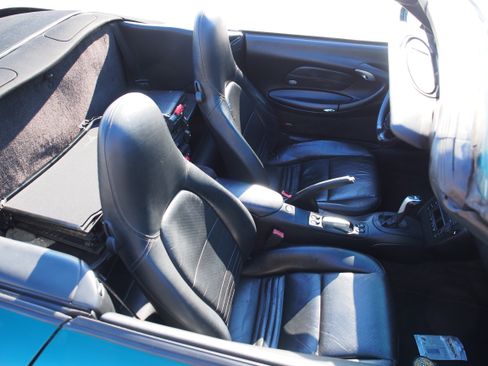 Used 2001 Porsche 911 Cabriolet image 17