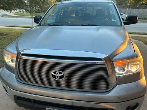 Used 2012 Toyota Tundra 2WD Double Cab image 2